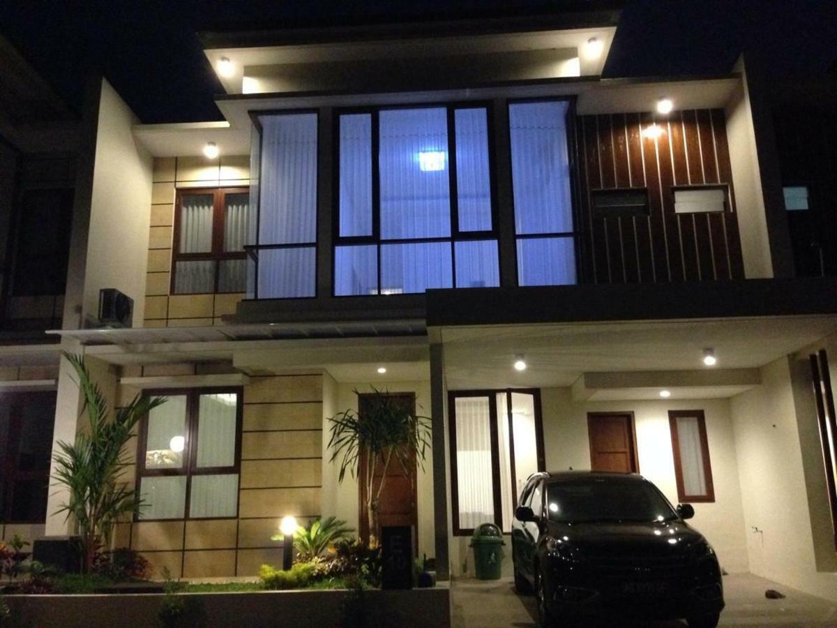 Fams Homestay By Fh Stay Yogyakarta Exterior photo